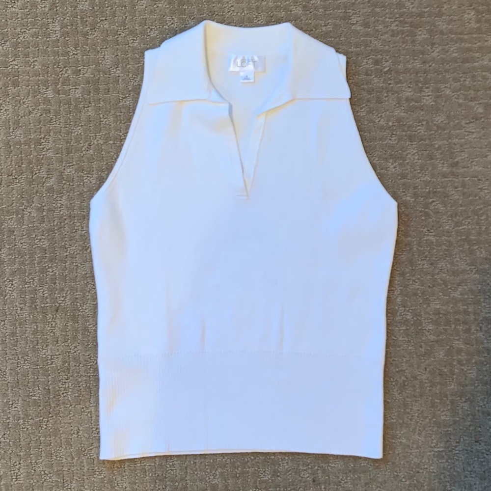 LOFT sleeveless knit sweater Sz M white/off white